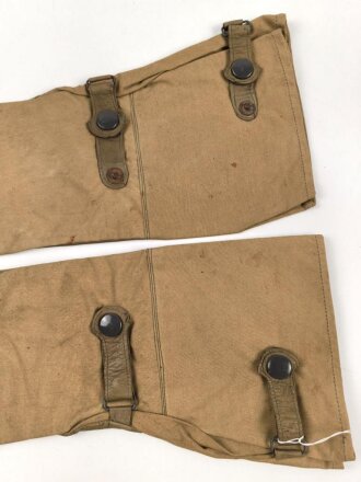 Paar Handschuhe für Kradmelder der Wehrmacht. Sandfarbenes, relativ dünnes Material, datiert 1943. Habe ich noch nie gesehen