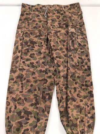 Österreich, Tarnhose Modell 1957,. Getragenes...