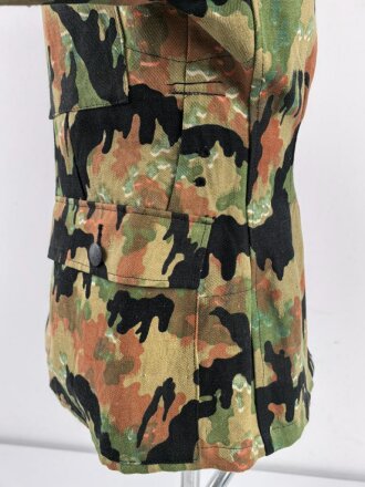 Waffen SS, Tarnfeldbluse im Leibermuster. Ältere Museumsanfertigung