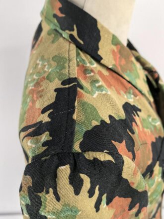 Waffen SS, Tarnfeldbluse im Leibermuster. Ältere Museumsanfertigung