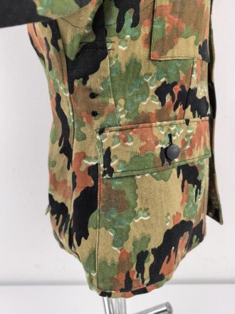 Waffen SS, Tarnfeldbluse im Leibermuster. Ältere Museumsanfertigung