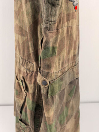 Fallschirmjäger "Knochensack" Ältere Museumsanfertigung, der Brustadler original ?