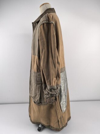 Fallschirmjäger "Knochensack" Ältere Museumsanfertigung, der Brustadler original ?