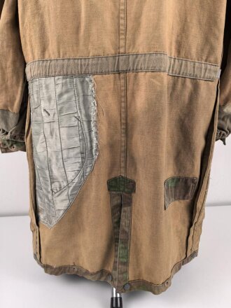 Fallschirmjäger "Knochensack" Ältere Museumsanfertigung, der Brustadler original ?