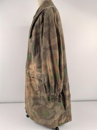 Fallschirmjäger "Knochensack" Ältere Museumsanfertigung, der Brustadler original ?