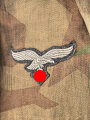 Fallschirmjäger "Knochensack" Ältere Museumsanfertigung, der Brustadler original ?