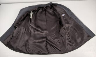 Deutschland nach 1945, Deutsches Rotes Kreuz, Dienstjacke alter Art in sehr gutem Zustand, Eigentumstück