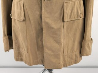 Tropenfeldbluse im Stil der Luftwaffe. Vermutlich ursprünglich Französisch ? , mit deutscher Stempelung versehen