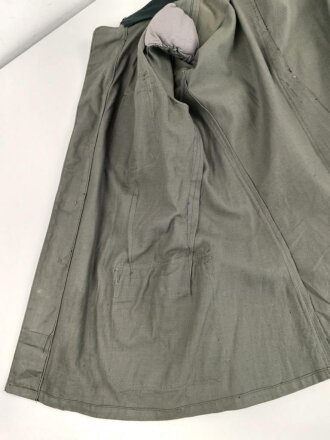 Heer, Feldbluse Modell 1936 aus leichten Sommerstoff. Eigentumstück für einen Offizier in der Heeresverwaltung. Sehr guter Zustand, alle Effekten original vernäht