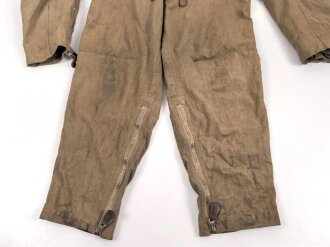 Luftwaffe, Fliegerkombi in Sommerausführung. Bekleidungsfabrik Habelf 1942. Alle Reiossverschlüsse und Druckknöpfe gängig. Getragen , in gutem Gesamtzustand