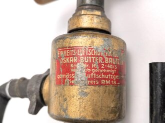Einheits Luftschutz Handspritze "Oskar Rutter Bautzen". Ungereinigtes Stück, mit dem seltenen Schlauch