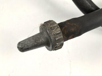 Einheits Luftschutz Handspritze " Goliath". Ungereinigtes Stück, mit dem seltenen Schlauch