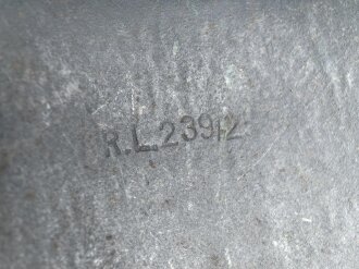 Stahlhelm Luftschutz. Einteiliges Modell, Originallack, hatte nie ein Emblem