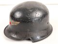Stahlhelm Luftschutz. In allen Teilen Original und zusammengehörig,  Eher ungewöhnliches Modell, stärkere Gebrauchsspuren