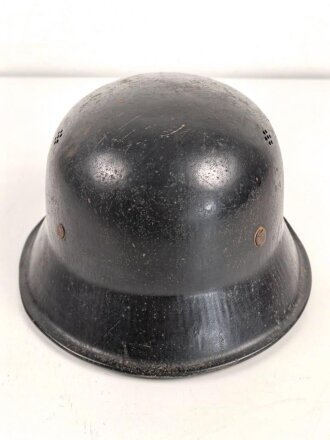 Stahlhelm Luftschutz. In allen Teilen Original und zusammengehörig,  Eher ungewöhnliches Modell, das man eher von der Feuerwehr kennt. Dunkelblauer Originallack