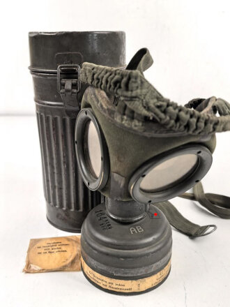 Luftschutz ,  Gasmaske Modell 1930, Ausführung als...