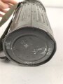 Luftschutz ,  Gasmaske Modell 1930, Ausführung als S-Maske für den Luftschutz. Datiert 1939. Filtereinsatz 41 ebenfalls datiert 1939. In " Auer" Bereitschaftsbüchse