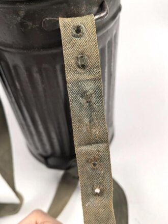 Luftschutz ,  Bereitschaftsbüchse für eine S Maske. Originallack " Auer"