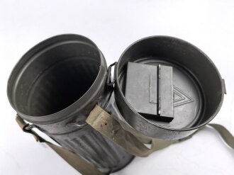 Luftschutz ,  Bereitschaftsbüchse für eine S Maske. Originallack " Auer"