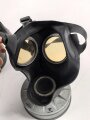Luftschutz Volksgasmaske 40 in Bereitschaftsbüchse aus Preßpappe "Original Vupa" Guter Zustand, original lackierte Dose