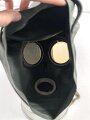 Luftschutz , Volksgasmaske 37 in Bereitschaftsbüchse aus blau lackiertem Blech