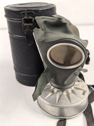 Luftschutz, Volksgasmaske 40  in Bereitschaftsbüchse von Scheithauer, guter Gesamtzustand