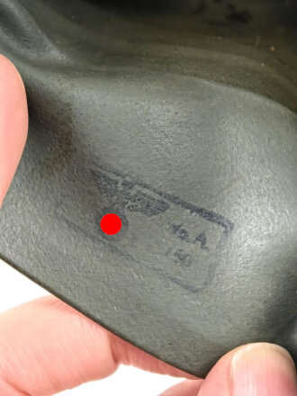 Luftschutz, Volksgasmaske 40  in Bereitschaftsbüchse von Scheithauer, guter Gesamtzustand