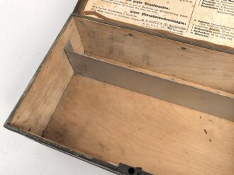 Luftschutz Verbandkasten, Originallack, guter Gesamtzustand