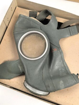 Luftschutz Volksgasmaske 40, Komplett, im Umkarton
