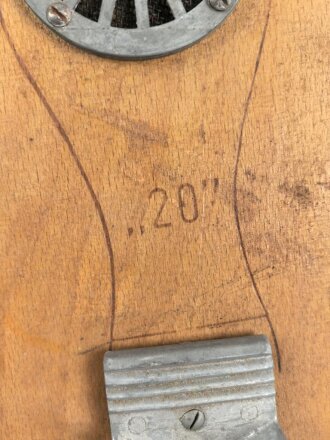 Blasebalg zum Luftschutz Gasjäckchen und Gasbettchen. Guter Zustand, Trageriemen aus Kunststoff