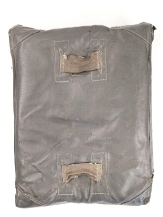 Gasplane in gummierter Tasche Wehrmacht. Guter Zustand, datiert 1941