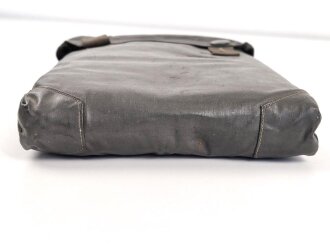 Gasplane in gummierter Tasche Wehrmacht. Guter Zustand, datiert 1941