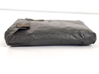 Gasplane in gummierter Tasche Wehrmacht. Guter Zustand, datiert 1941