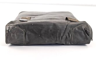 Gasplane in gummierter Tasche Wehrmacht. Guter Zustand, datiert 1941