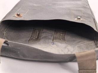 Gasplane in gummierter Tasche Wehrmacht. Guter Zustand, datiert 1941