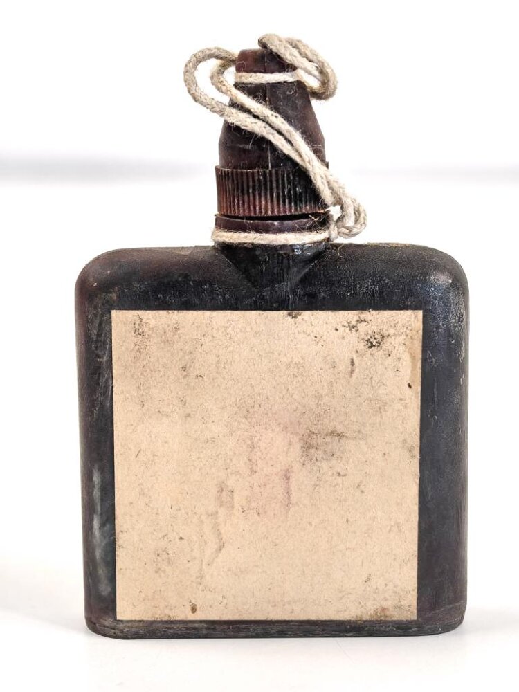 Behälter für Waffenentgiftungsmittel Wehrmacht, datiert 1943, 35,00