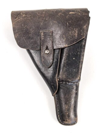 Pistolentasche Wehrmacht, Ursprünglich für Pistole P38 gefertigt, dann für kleinere Waffe modifiziert. Getragenes Stück in gutem Gesamtzustand