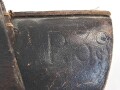 Pistolentasche Wehrmacht, Ursprünglich für Pistole P38 gefertigt, dann für kleinere Waffe modifiziert. Getragenes Stück in gutem Gesamtzustand