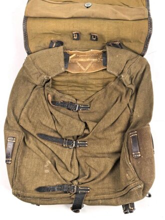 Tornister Wehrmacht. Getragenes Stück in gutem Gesamtzustand, datiert 1941
