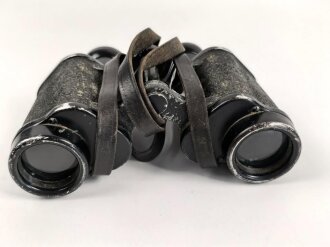 Dienstglas 6 x 30 Wehrmacht. Hersteller cxn, Verstellring rechts hakt etwas,  Strichplatte schwach sichtbar.