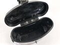 Behälter zum Dienstglas 6 x 30 der Wehrmacht aus schwarzer Preßmasse. gebraucht, guter Gesamtzustand