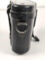 Behälter zum Dienstglas 6 x 30 der Wehrmacht aus schwarzer Preßmasse. gebraucht, guter Gesamtzustand