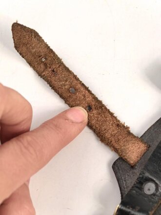 Steilgehänge für einen SS Dienstdolch. Hersteller 48/34, leicht getragenes Stück, in allen Teilen Original