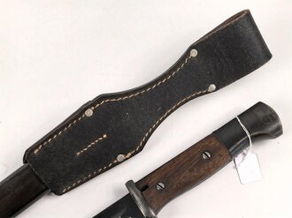 Seitengewehr M84/98 für k98 der Wehrmacht. Nummerngleiches Stück von Hörster, datiert 1939. In Koppelschuh von 1941