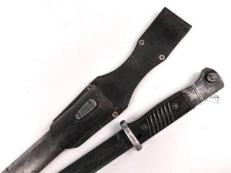 Seitengewehr M84/98 für k98 der Wehrmacht. Nummerngleiches Stück von Hörster, datiert 1939. In Koppelschuh von 1940