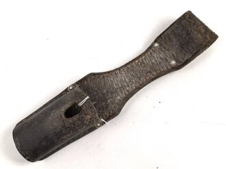 Schokoladenbrauner Koppelschuh für ein Extraseitengewehr KS98 der Luftwaffe. Ungereinigtes Stück