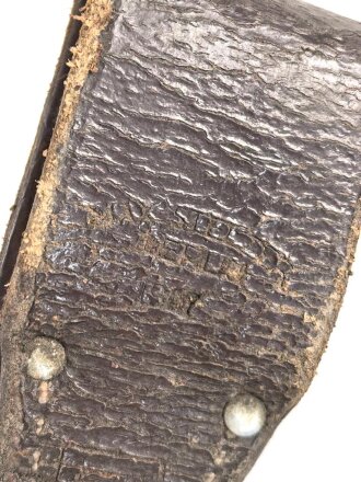 Schokoladenbrauner Koppelschuh für ein Extraseitengewehr KS98 der Luftwaffe. Ungereinigtes Stück