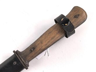 Nahkampfmesser Wehrmacht. Seltene Ausführung von "Tiger Solingen"  in gutem Gesamtzustand. Ungereinigtes Stück