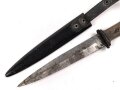 Nahkampfmesser Wehrmacht. Seltene Ausführung von "Tiger Solingen"  in gutem Gesamtzustand. Ungereinigtes Stück
