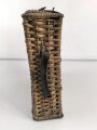 Geschoßkorb Wehrmacht, ungereinigtes Stück, datiert 1938, Maße 36 x 37 x 10cm